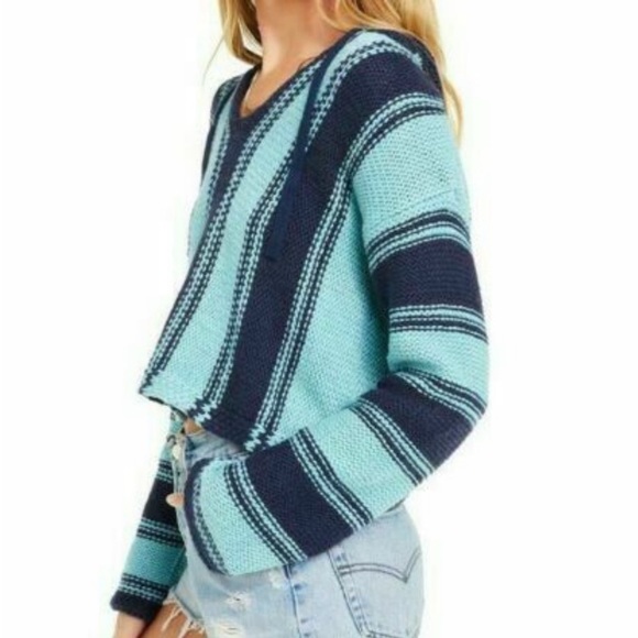 REDUCED!! Wildfox Hermosa Baja crop knit hoodie - Picture 10 of 14